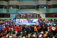 লক্ষ লক্ষ মানুষ নিয়ে রোহিঙ্গাদের সমর্থনে রাস্তায় নামলেন মালয়েশিয়ার প্রধানমন্ত্রী