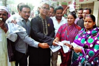 নারায়ণগঞ্জে ভোটারদের আশ্বস্ত করলেন সাখাওয়াত