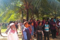 বিভাগ উন্নয়ন ফি বাতিলের দাবিতে ব্যাংক অবরোধ