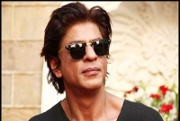 শুটিংয়ে হঠাৎ অসুস্থ শাহরুখ খান