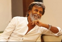  শাহরুখ-সালমান-আমির খানদের পিছনে ফেলে দিলেন রজনীকান্ত!