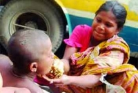  মা এবং টাকা