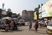 রাতে বাড়িতে ডেকে দুই প্রেমিকা মিলে কোপালো প্রেমিককে!