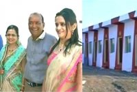 মেয়ের বিয়েতে ৯০টি গৃহহীন পরিবারকে নতুন বাড়ি দিলেন এই ব্যবসায়ী