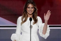 মেলানিয়া ট্রাম্পের ফ্যাশন বিষয়ে মুখ খুলতে ভয় পান ডিজাইনাররা!