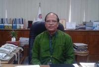 হাট থেকে তোলা ১৫০ টাকার ঋণ আজও শোধ হয়নি: ড. আতিউর