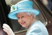 মৃত্যুর মুখ থেকে ফিরে এলেন রানি দ্বিতীয় এলিজাবেথ!