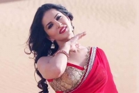 ভূমি'র আইটেম ড্যান্সে সানি লিওন