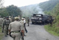 এইমাত্র পাওয়া, শ্রীনগরে পুলিশের গাড়িতে জঙ্গি হানা