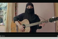 সুপারস্টারের ট্রেলারটা দেখুন, আমিরের লুক দেখে অবাক হবেন