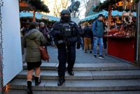 জঙ্গি হামলার আশঙ্কায় কাঁপছে যুক্তরাষ্ট্র