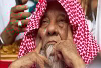 সাহাবিদের মতো দেশ চালাতে প্রধানমন্ত্রীকে আল্লামা শফীর আহ্বান