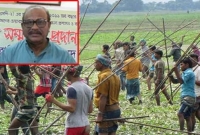 টেঁটাযুদ্ধে এমপি রাজিউদ্দিন রাজু অবরুদ্ধ : গুলিবিদ্ধ ৩ টেঁটাযুদ্ধে এমপি রাজিউদ্দিন রাজু অবরুদ্ধ : গুলিবিদ্ধ ৩