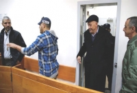 মিথ্যে অভিযোগে ফিলিস্তিনি এমপিকে গৃহবন্দি করল ইসরায়েল!