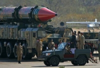 ‘২০০১ সালে ভারতে পারমাণবিক হামলা চালাতে চেয়েছিল পাকিস্তান’