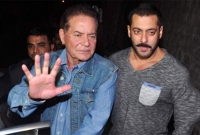  এই ভয়ঙ্কর অপরাধের জন্য বাবা সেলিম খানের হাতে চড় খেতে হয়েছিল সালমানকে