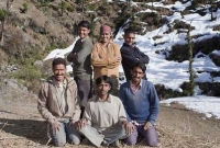 পাঁচ স্বামীর এক স্ত্রী! শুধু ভারতেই সম্ভব