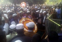 বাবা-মায়ের কবরের পাশে সমাহিত এমপি লিটন