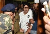 আজ নতুন কী বোমা ফাটাবেন অভিনেতা তাপস পাল, সবার নজর সেদিকেই