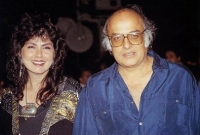 নিজের মেয়েকে বিয়ে করতে চেয়েছিলেন মহেশ ভট্ট। বিয়ের জন্য বদলেছিলেন ধর্ম