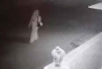 শ্যালিকাকে বিয়ে করার জন্য প্রকাশ্যে এ কী করলেন দুলাভাই! সোশাল মিডিয়ায় তোলপাড়!