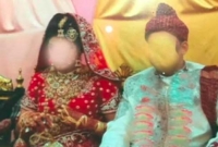 ফিল্মি হিরোর মতো স্মার্ট নয় স্বামী, থানায় হাজির স্ত্রী