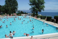 ছেলেদের সঙ্গে সাঁতার বাধ্য করা হচ্ছে সুইস মুসলিম মেয়েদের