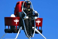 ভবিষ্যতের যানজট থেকে মুক্তি পেতে যেভাবে যানবহনে চলবে মানুষ