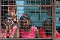 অসহায় মেয়েদেরই ‘ওরা’ টার্গেট করছে !