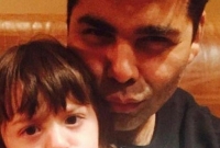 ও একটা ছোট্ট খেলনা! আবরামকে নিয়ে উচ্ছ্বাস কর্ণ জোহরের