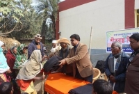  দরিদ্র শীতার্ত মানুষের মাঝে কম্বল বিতরণ