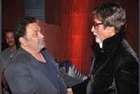 অমিতাভকে হারিয়ে সেরা অভিনেতা হতে পুরস্কার কিনেছিলেন ঋষি!