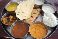 এই রেস্তোরাঁয় ১ টাকা খরচেই পেটপুরে লাঞ্চ, তবে রয়েছে শর্ত