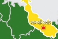 প্রেমের প্রস্তাবে রাজি না হওয়ায় ক্লাসে ঢুকে ছাত্রীকে পেটালো বখাটে