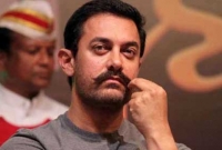 হলিউডে কাজ করার আগ্রহ নেই: আমির