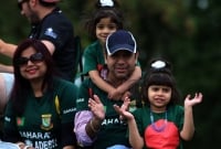 তবুও তারা বাংলাদেশ ক্রিকেটকে ভালোবাসে