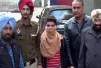 শিশুটিকে ৬ টুকরো করে মাংস খেল প্রতিবেশী কিশোর!