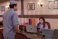 পেশায় সরকারি অফিসের পিওন কিন্তু ১৫ কোটির মালিক!