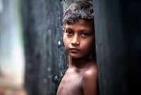 শিশু নির্যাতন বন্ধ কর