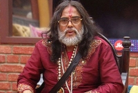 বিতর্কিত স্বামী ওম গ্রেফতার