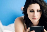   বিক্রি হচ্ছে মহিলাদের মোবাইল নম্বর