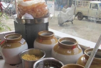 তেঁতুল জলে টয়লেট ক্লিনার মেশানোয় কারাগারে ফুচকাওয়ালা