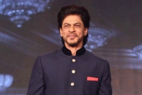 যেখানে অনেক তারকাই বিরোধিতা করছেন, কিন্তু শাহরুখ করলেন তাদের বিপরীত