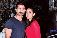 শহিদকে খুশি করতে মীরার বিশেষ পরিকল্পনা