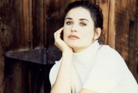 বয়স ও সৌন্দর্য্য ধরে রাখতে চান? তাহলে জোঁকের কামড় খান বা শরীরে মৌমাছির বিষ ঢোকান নিশ্চিন্তে