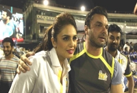 হাটেই ভেঙ্গে গেলো সোহেল খান ও হুমার গোপন হাঁড়ি, সবাই জেনে গেলো