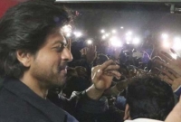 চা বিক্রেতার মামলায় বিপাকে শাহরুখ খান