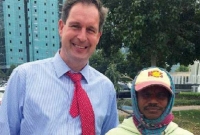 আমিরাতে সততার উজ্জ্বল দৃষ্টান্ত স্থাপন করল এই বাংলাদেশি