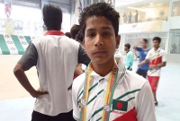 বাদাম বিক্রেতা থেকে বিশ্বকাপ মঞ্চে ‘বাংলাদেশের মেসি’ হৃদয়