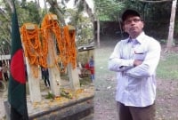 সেই ২১, এখন মুক্তিযুদ্ধের কবিতা লেখে